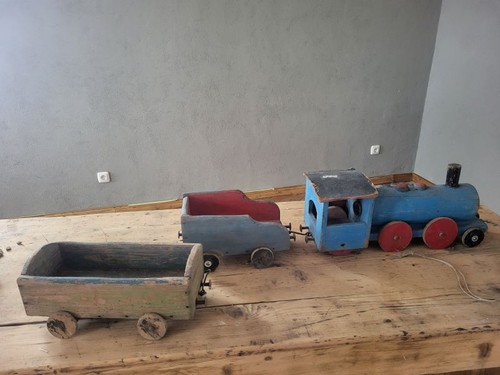 Xxl lokomotive mit anhänger - lokomotive,